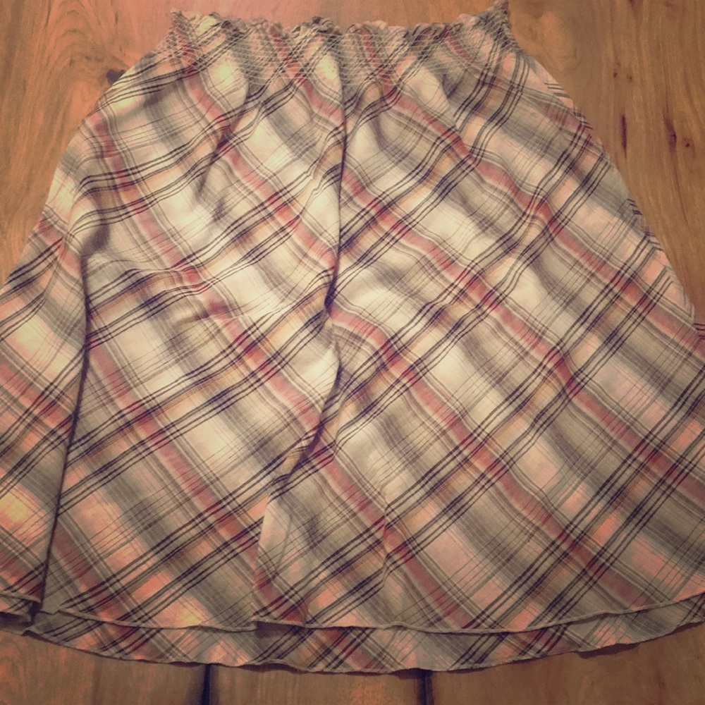 Old Navy plaid skirt